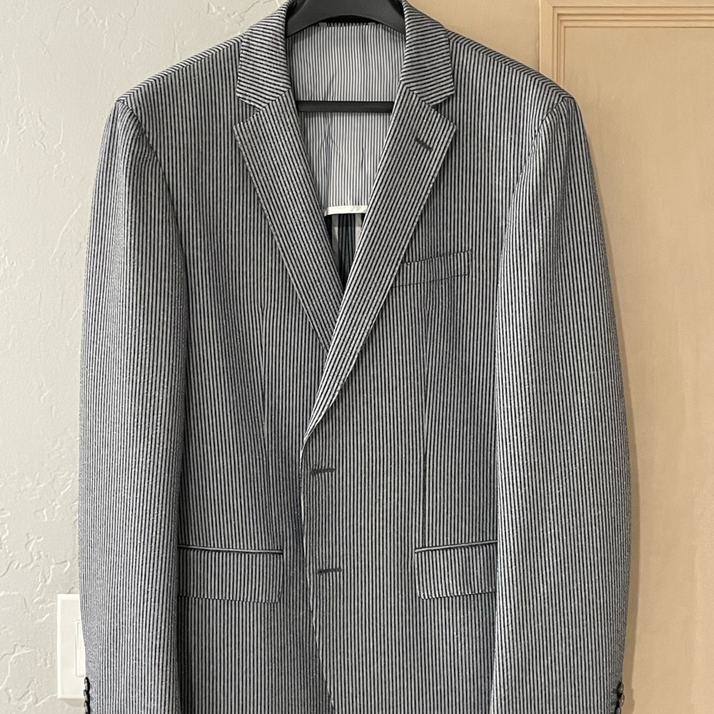 Hugo Boss: Men’s Hartlay Slim Fit Striped Seersucker Sport Coat